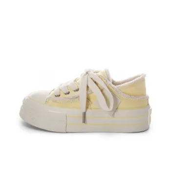Lovely You Breathable And Lightweight Low Top Canvas Shoes Women's