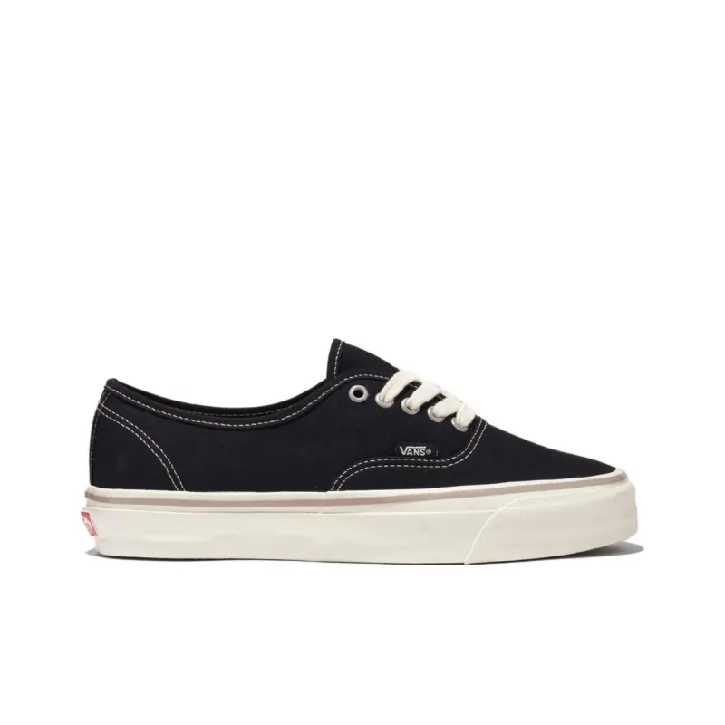 Vans Mte Authentic Reissue 44 'Black White'-1