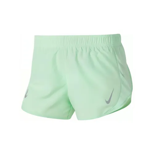 Nike Casual Shorts Women's Light Green