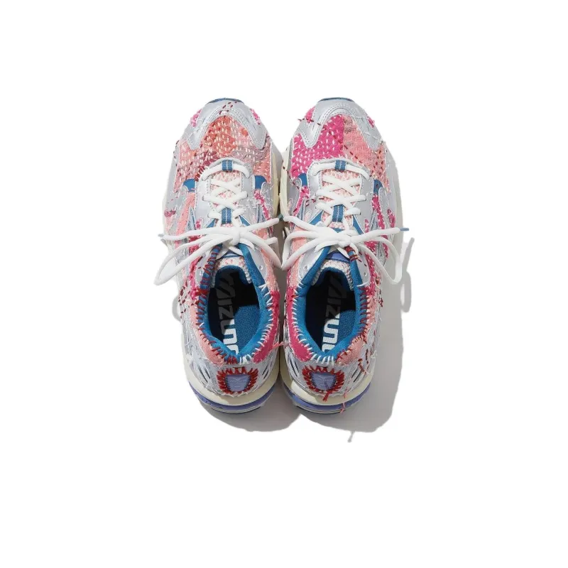 KUON X Sashiko Gals x Mizuno Wave Rider 10 Anti-Slip Wear-Resistant Low-Top Casual Shoes Unisex Silver Pink-2