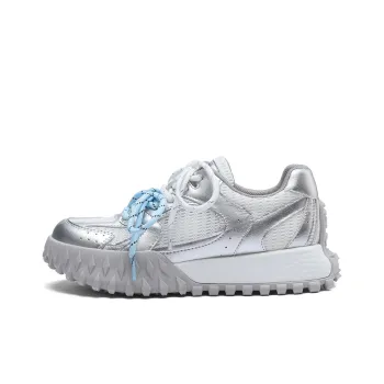 D FUSE SCANDINAVIA Ah Gan Shoes Low Top Chunky Sneakers Women's