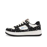 Beige Black Blue Baby's Breath