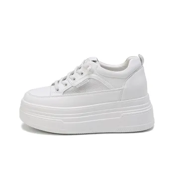 Bull Charm Breathable Low Top Skateboard Shoes Women's