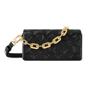 LOUIS VUITTON Pochette Coussin Black