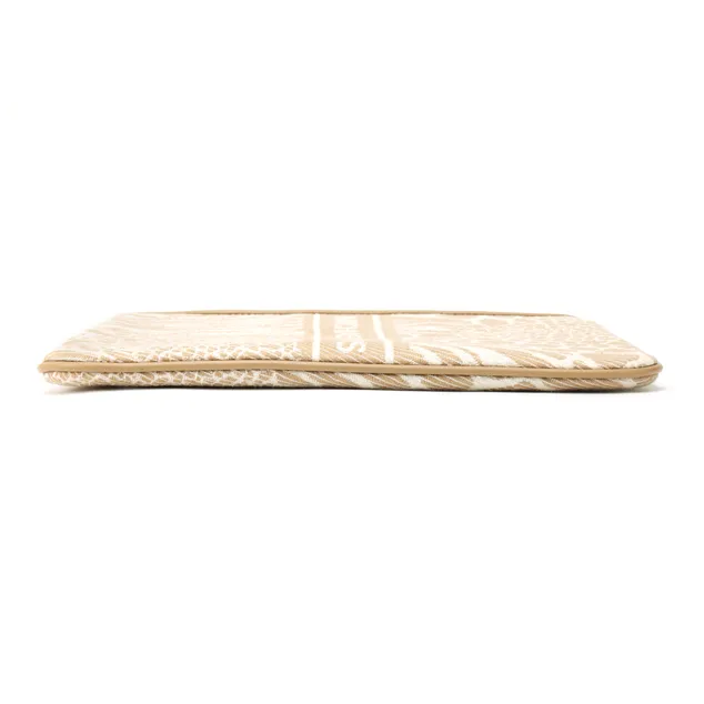 MICHAEL KORS Jet Set Charm Fabric Clutch Tubas Women's Light Camel/Ecru-6