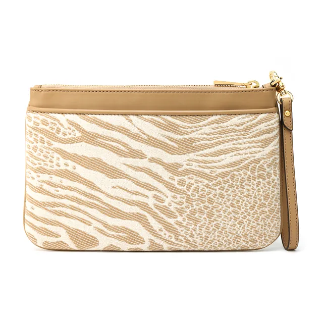 MICHAEL KORS Jet Set Charm Fabric Clutch Tubas Women's Light Camel/Ecru-5