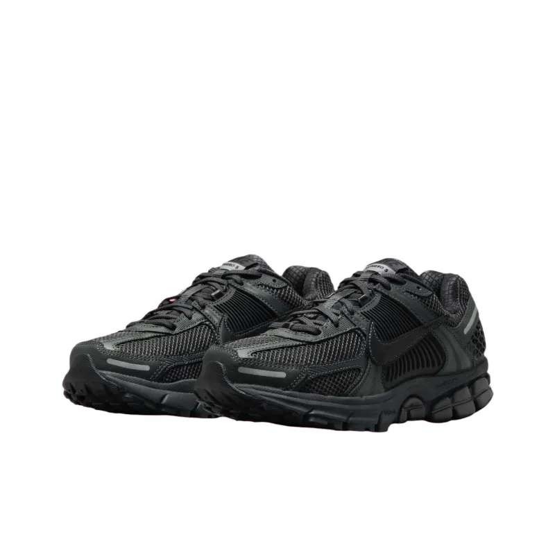 Nike Zoom Vomero 5 Triple Black Women's-2