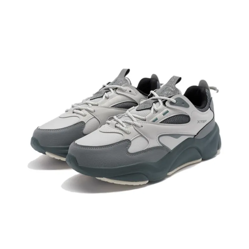 China Post x XTEP Spring Collection Versatile Comfortable Slip Resistant Low Top Casual Shoes Men's Gray-2