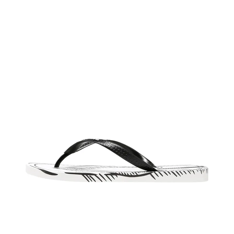 HOTMARZZ Slip-Resistant Odor-Resistant Flip Flops Men's Black-1