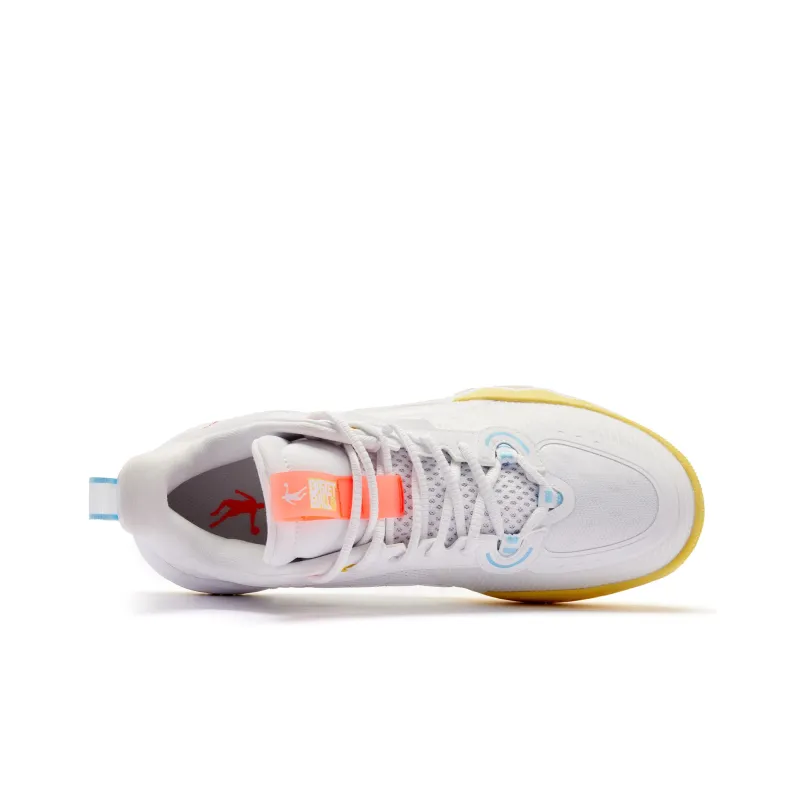 QIAODAN Cushioning Wear Resistant Low Top Basketball Shoes Men's White Yellow-3