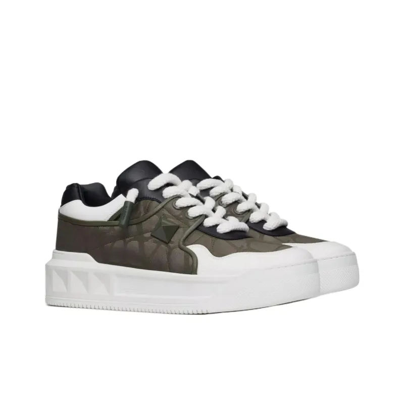 Valentino One Stud Low Top Skateboard Shoes Men's Green-2