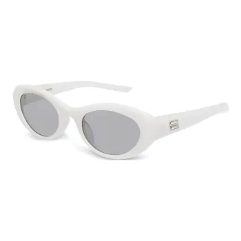 GENTLE MONSTER Umber W2 Cat-eye Sunglasses
