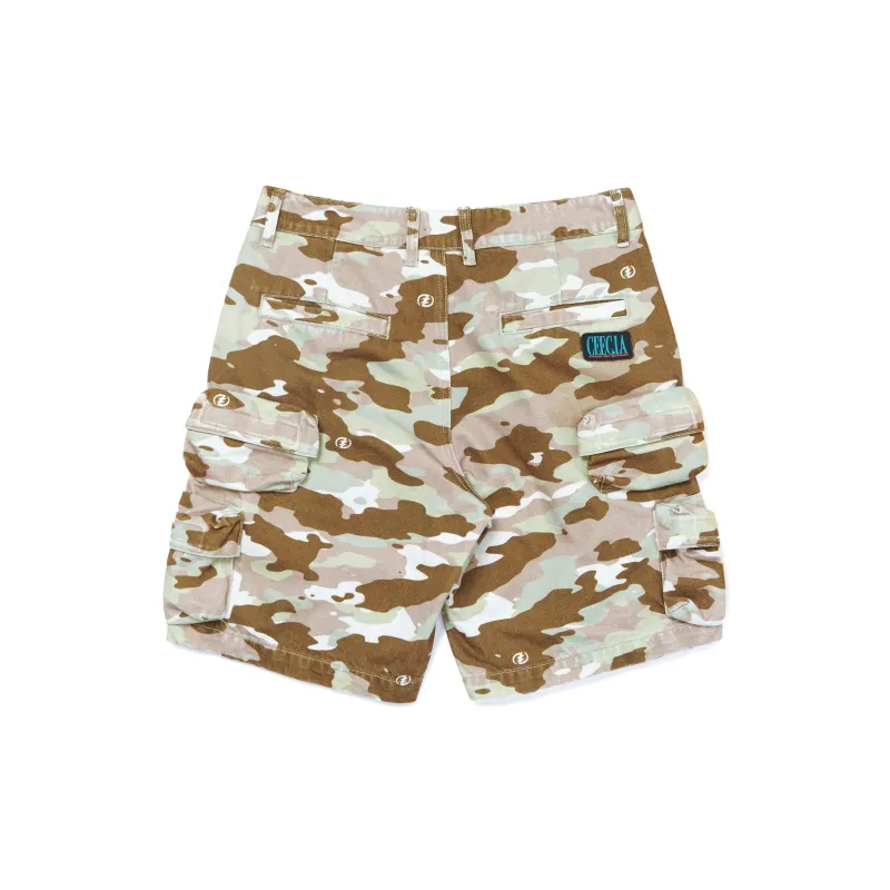 Createexploreexpandconquer Camouflage print Shorts-1