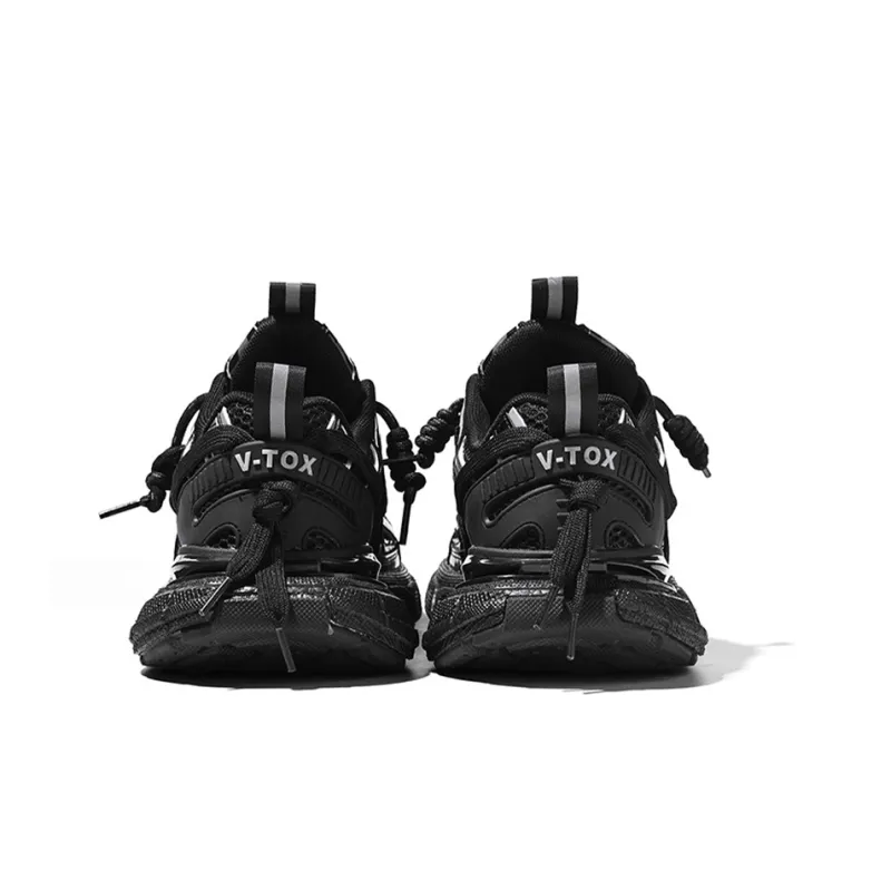 V TOXSEIE Low Top Chunky Sneakers Unisex Black-3