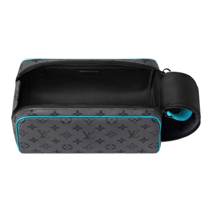 LOUIS VUITTON Dopp Kit-2