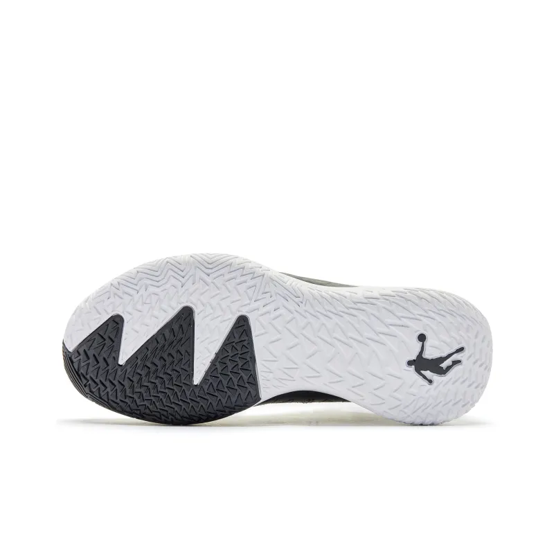 QIAODAN Cushioned Slip Resistant Abrasion Resistant Breathable Low Top Basketball Shoes Men's Black White-2