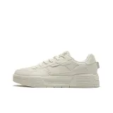 Oat Milk/Feather White