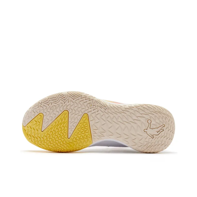 QIAODAN Cushioning Wear Resistant Low Top Basketball Shoes Men's White Yellow-4
