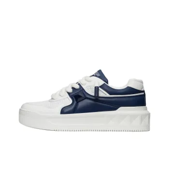 Valentino Garavani One Stud Lace Up Sneakers