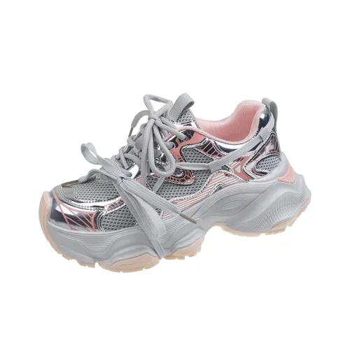 Take the Qin Chunky Sneakers Women's Low-Top