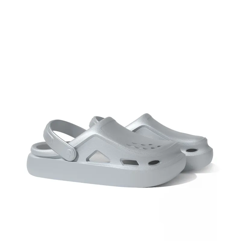 MAISON MISFIT 15 Clogs Men's Space Silver-1
