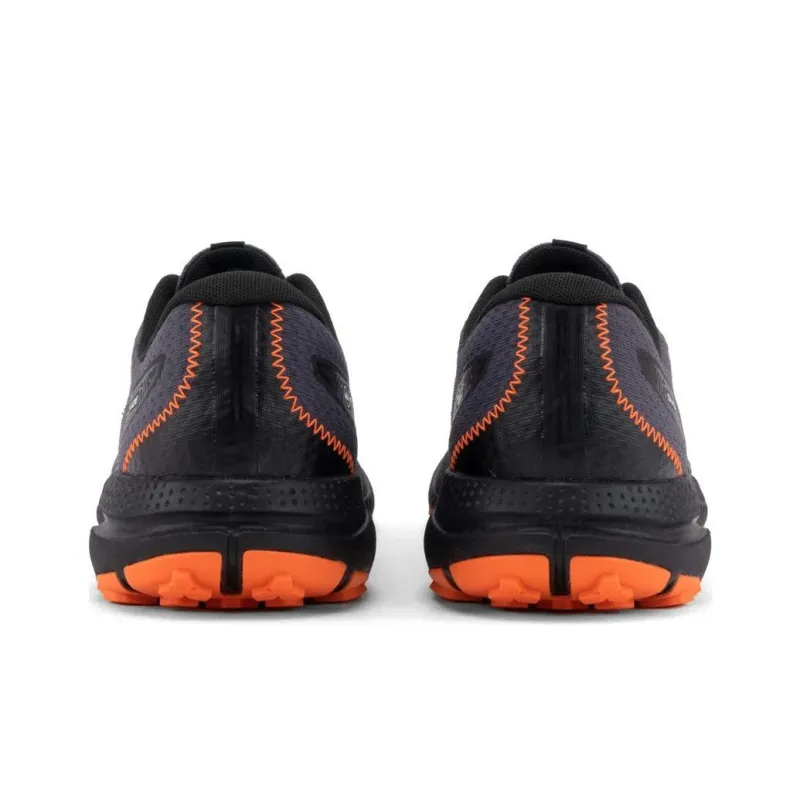 Brooks Divide 4 GORE TEX 'Black Firecracker'-3