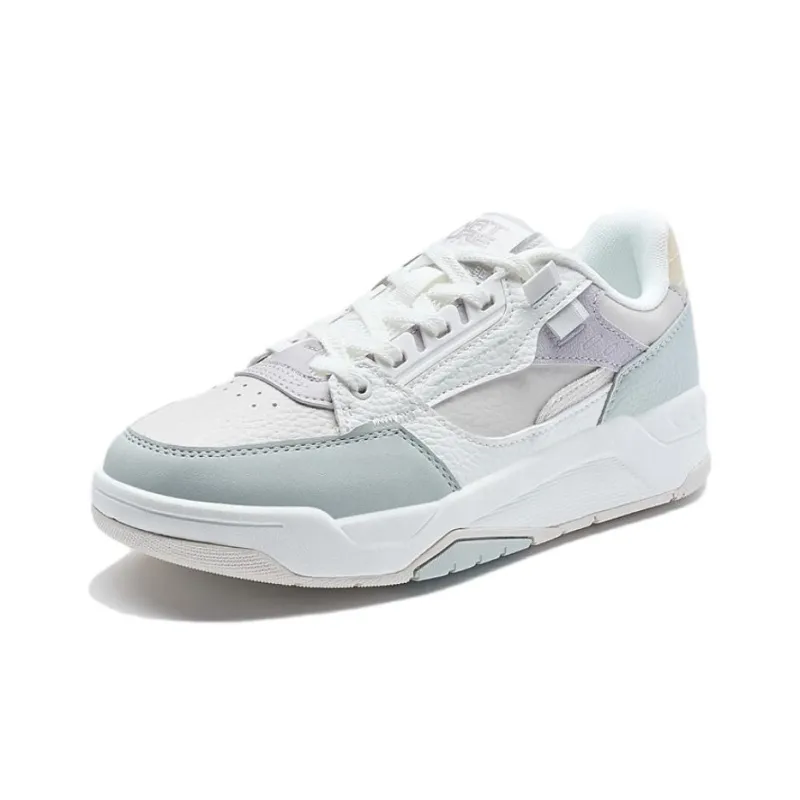 XTEP New Glow Lightweight Low Top Skateboard Shoes Women's White Blue-1