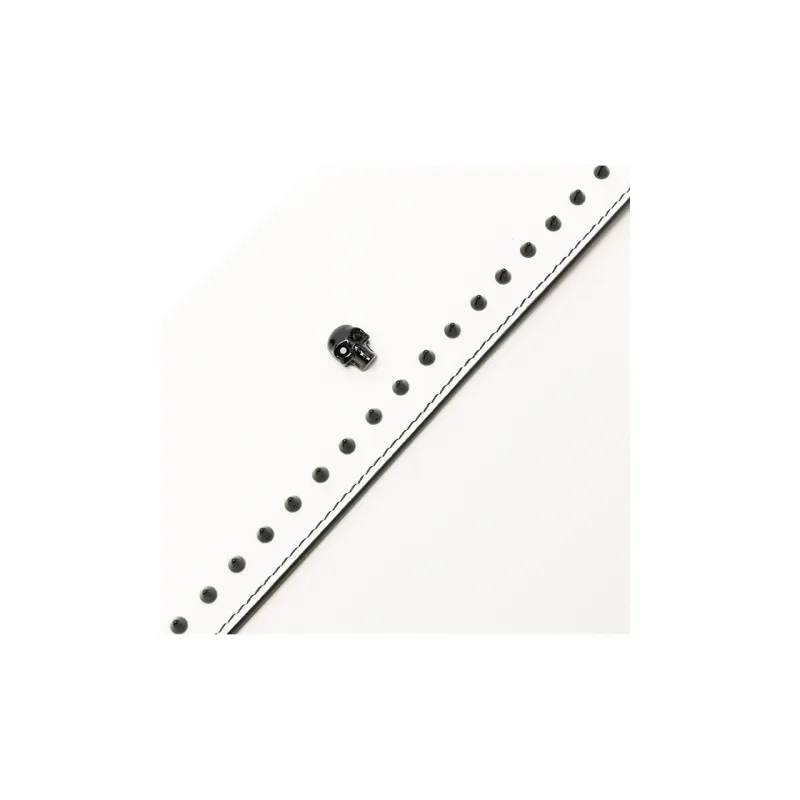 Alexander McQueen Calfskin Clutch Women's Ivory White-2