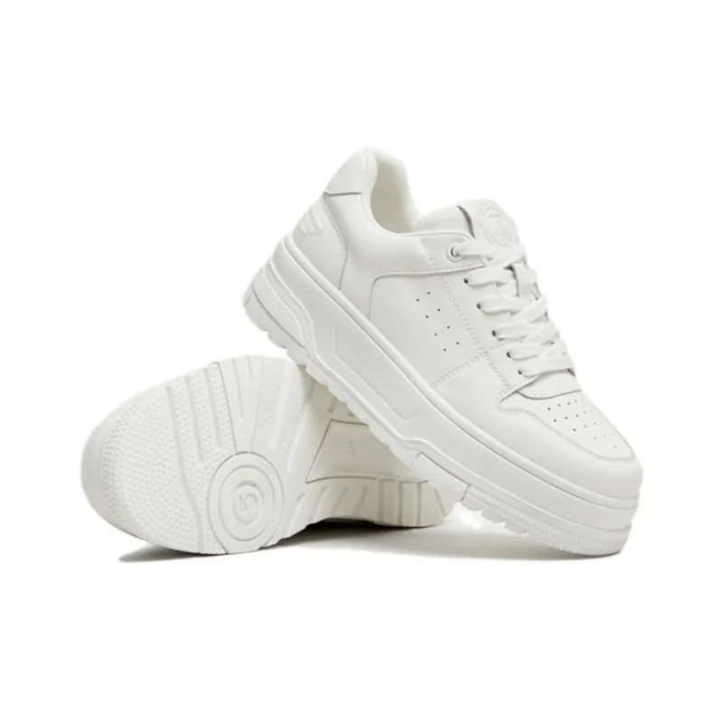 Tata Low Top Skateboard Shoes Women's-4