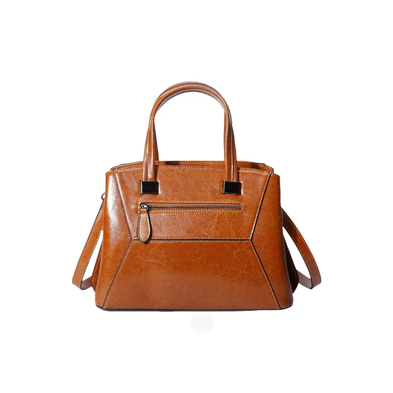 TTaG．baG Cow Leather Shoulder Bag Women's-14