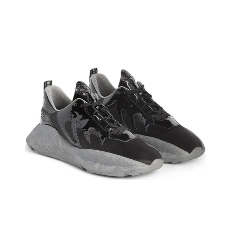 Roberto Cavalli Low-Top Casual Shoes Women's Black-2