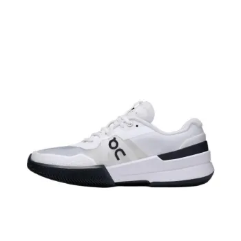 On The Roger Pro 2 Clay White Black Women's