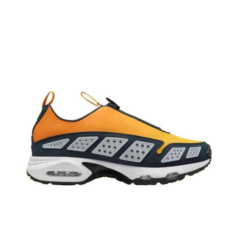 Nike Air Max SNDR "Canyon Gold"-1