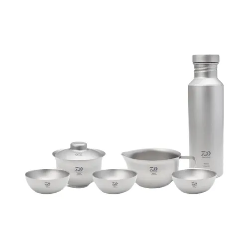 DAIWA Outdoor Water Equipment Outdoor Water Bottle 50ml-700ml Camping Fishing Titanium