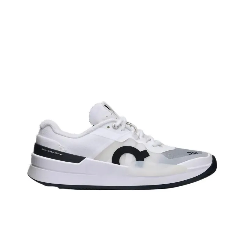 On The Roger Pro 2 Clay White Black Women's-1