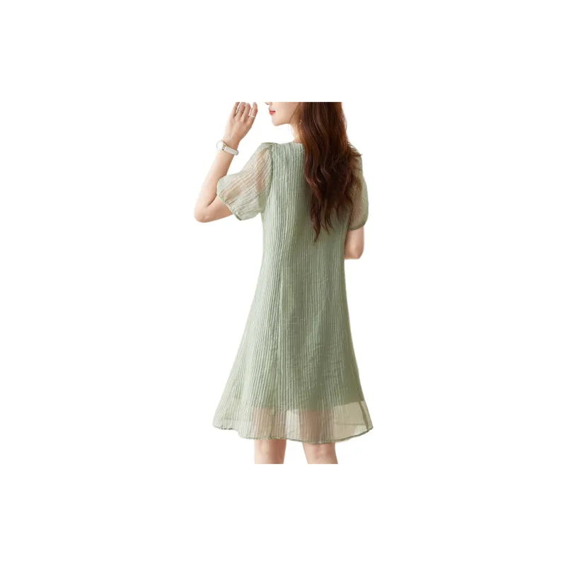Still Quiet Short Sleeved Dresses Women's Green-1