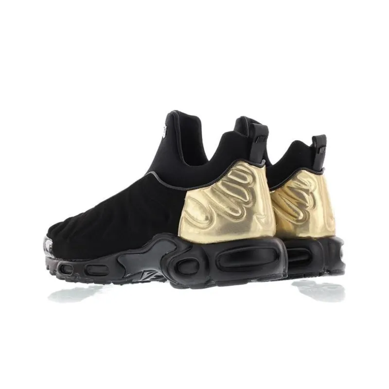 Nike Air Max Plus Slip Sp 'Black Metallic Gold' Women's-3