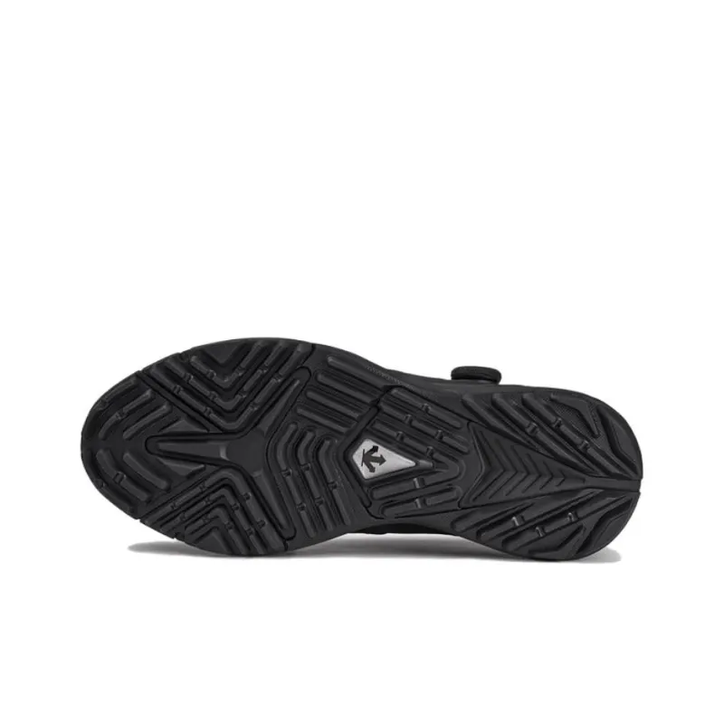 DESCENTE Enerzite Slip Resistant, Waterproof, And Breathable Low Top Golf Shoes Men's Black-4