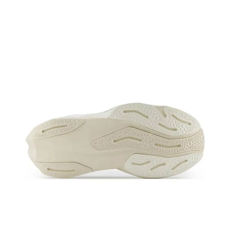 New Balance FuelCell Rebel V4 White Linen-4