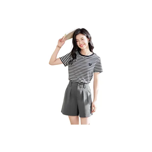 Mo Han Yi Mei Casual Suits Women's Striped T-Shirts+Gray Shorts