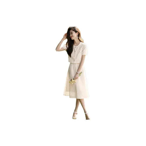 Mo Han Yi Mei Two Piece Skirt Sets Women's Off White