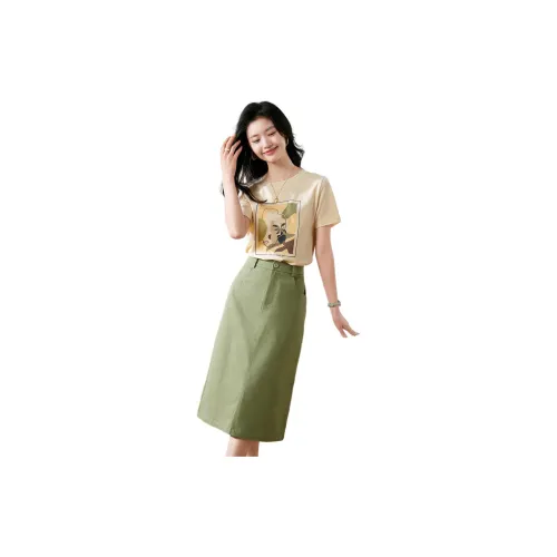 Mo Han Yi Mei Two Piece Skirt Sets Women's Beige Yellow Tops+Green Bottom