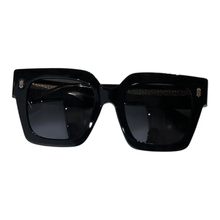 FENDI Square Sunglasses Women's Black-3
