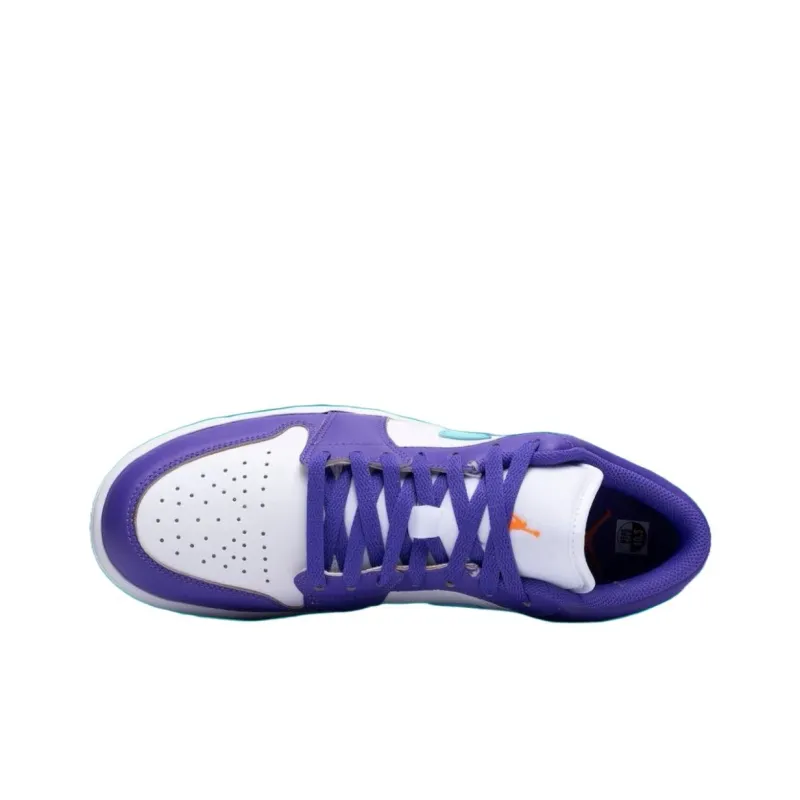 Air Jordan 1 Low Se 'Hornets'-2