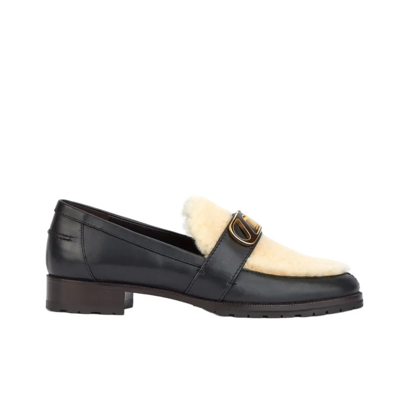 MAISON SKORPIOS Blair Loafers Women's Black-1