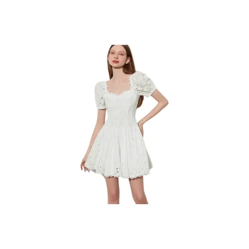 DPLAY Short-Sleeved Dresses Women's Trendy White