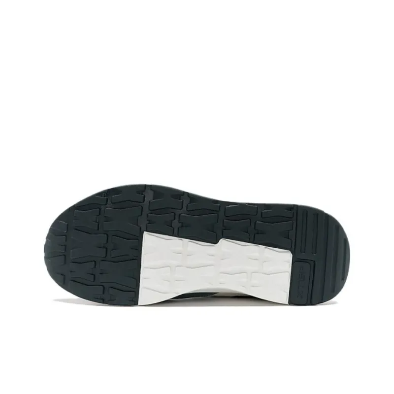 XTEP Lightyear Wear-resistant And Lightweight Low-Top Casual Shoes Men's Black Beige Green-4