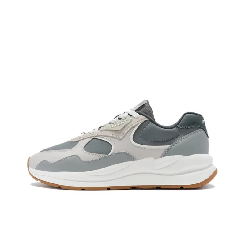 XTEP Lightyear Wear resistant And Lightweight Low Top Casual Shoes Men's Gray-0