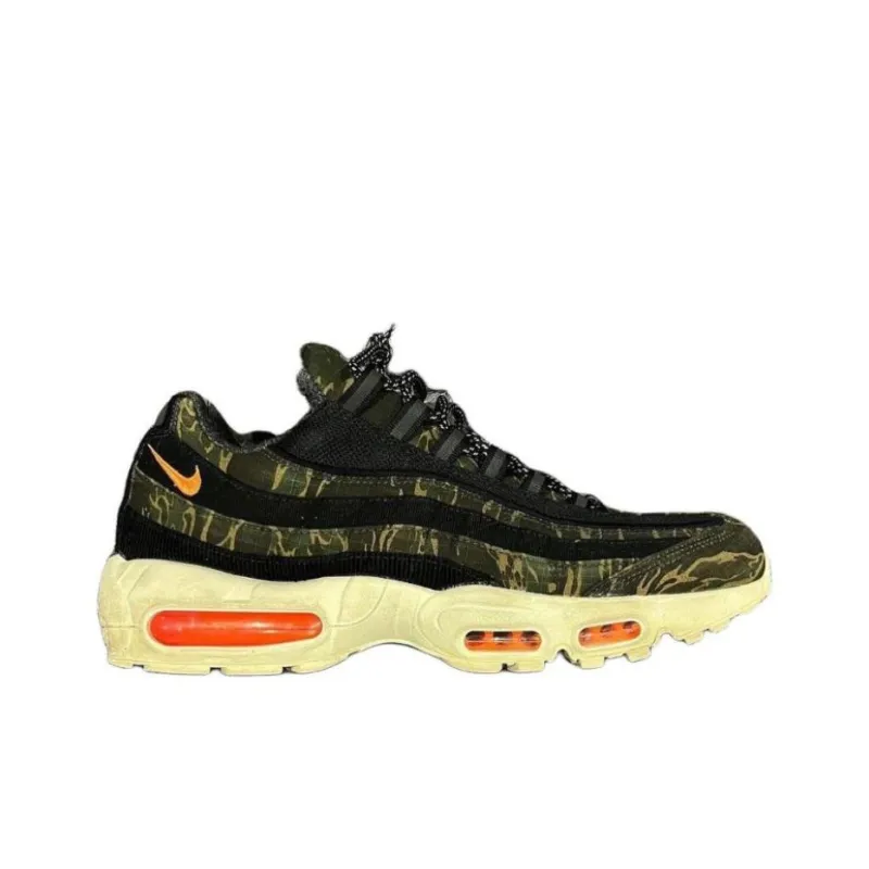 Nike Air Max 95 Cushioning Anti-Slip And Wear-Resistant Low-Top Casual Running Shoes Unisex Black Green-1