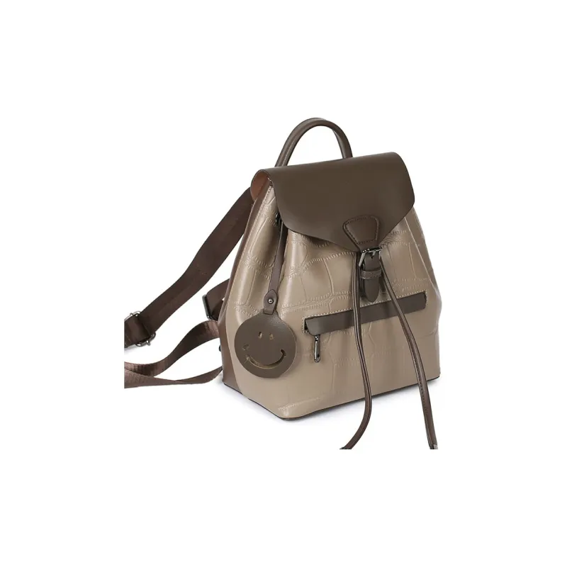 TTaG．baG Cow Leather Backpack Women's-8